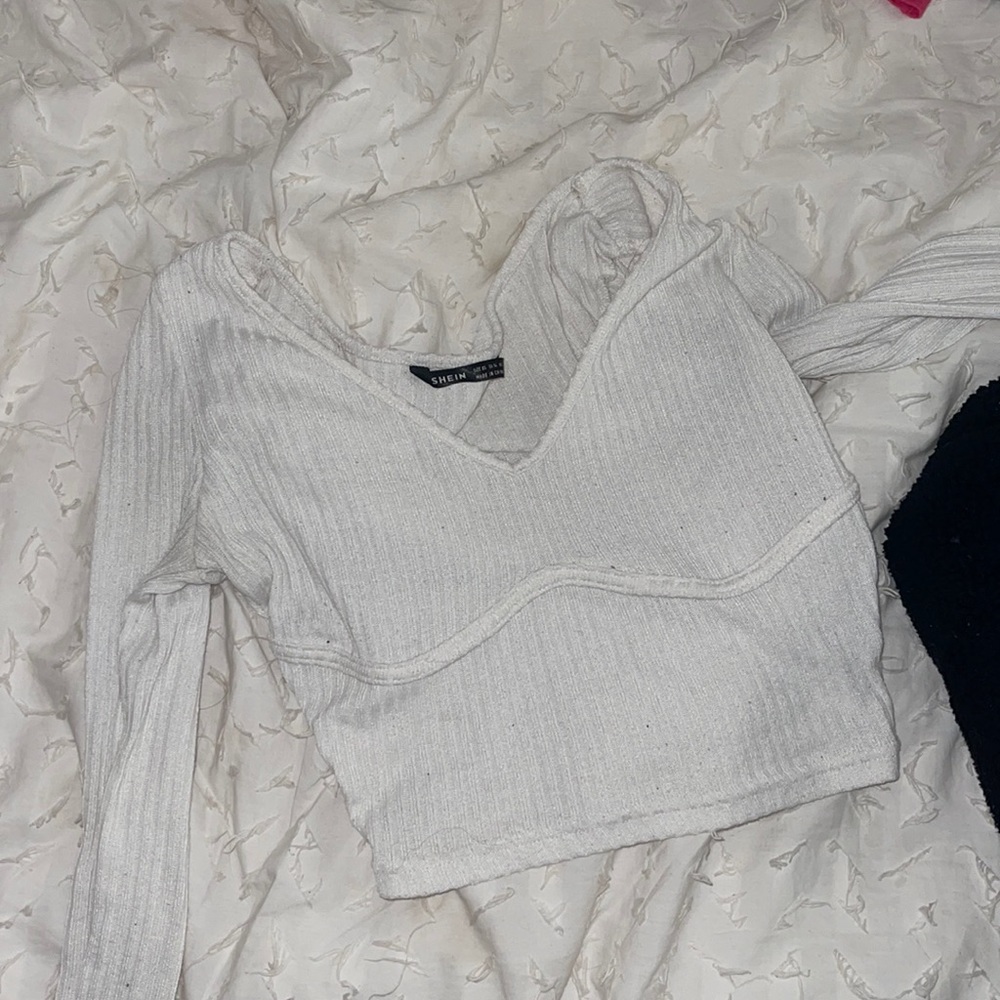 Shein cropped long sleeve top